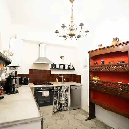 Car-volterra Cottage-an * קרקסון
