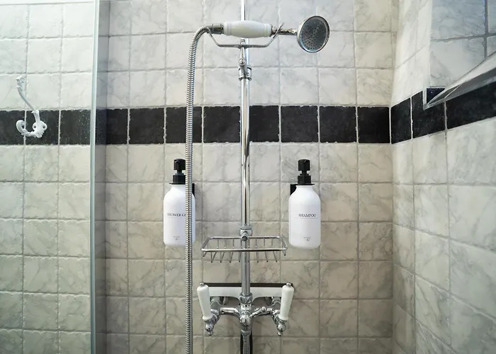 Car-volterra Cottage-an